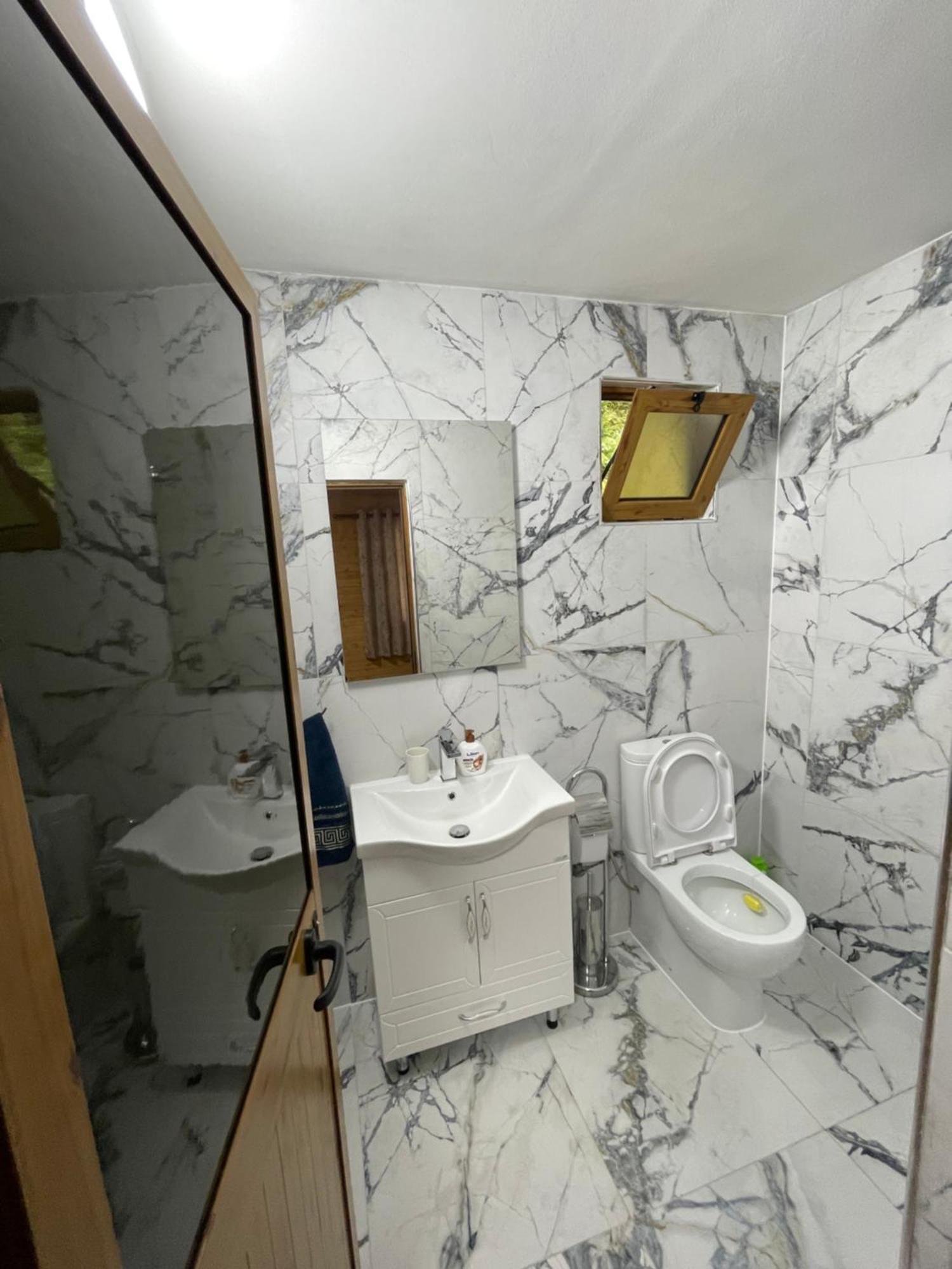 Guri I Lekes Guesthouse Moll' e Shoshit Eksteriør billede